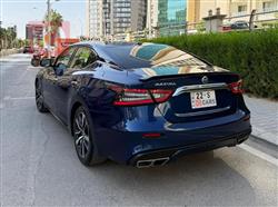 نيسان ماكسيما